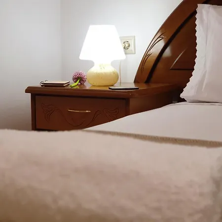 Apartament Theyellow House Fully Equipped 2br Andipáta