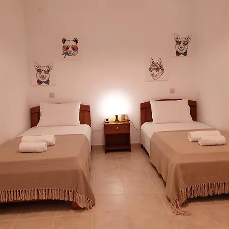 Theyellow House Fully Equipped 2br * Andipáta