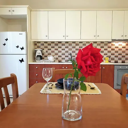 The Yellow House I 2br Retreat Near Myrtos * Andipáta