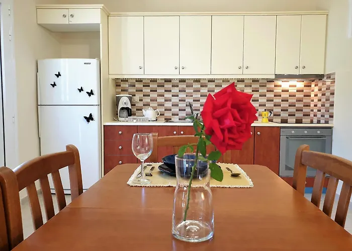 The Yellow House I 2br Retreat Near Myrtos * Andipáta